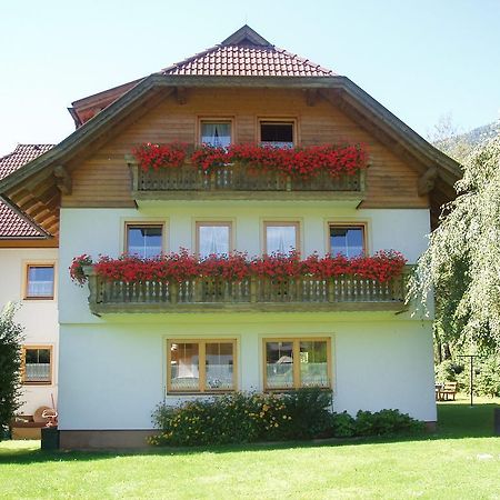 Appartement Pension Grasser Bad Kleinkirchheim Bagian luar foto