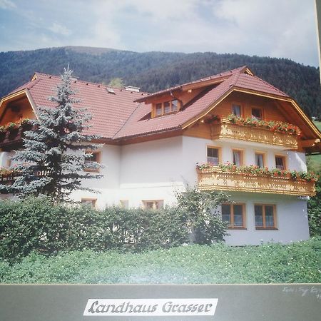 Appartement Pension Grasser Bad Kleinkirchheim Bagian luar foto